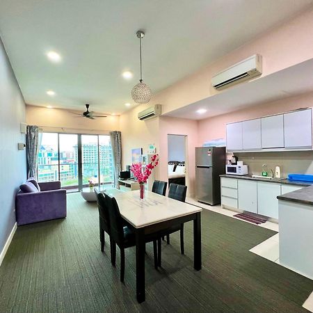Capital O 90987 The Loft Residences Homestay @ Imago Shopping Mall 2 Kampong Sembulan 외부 사진