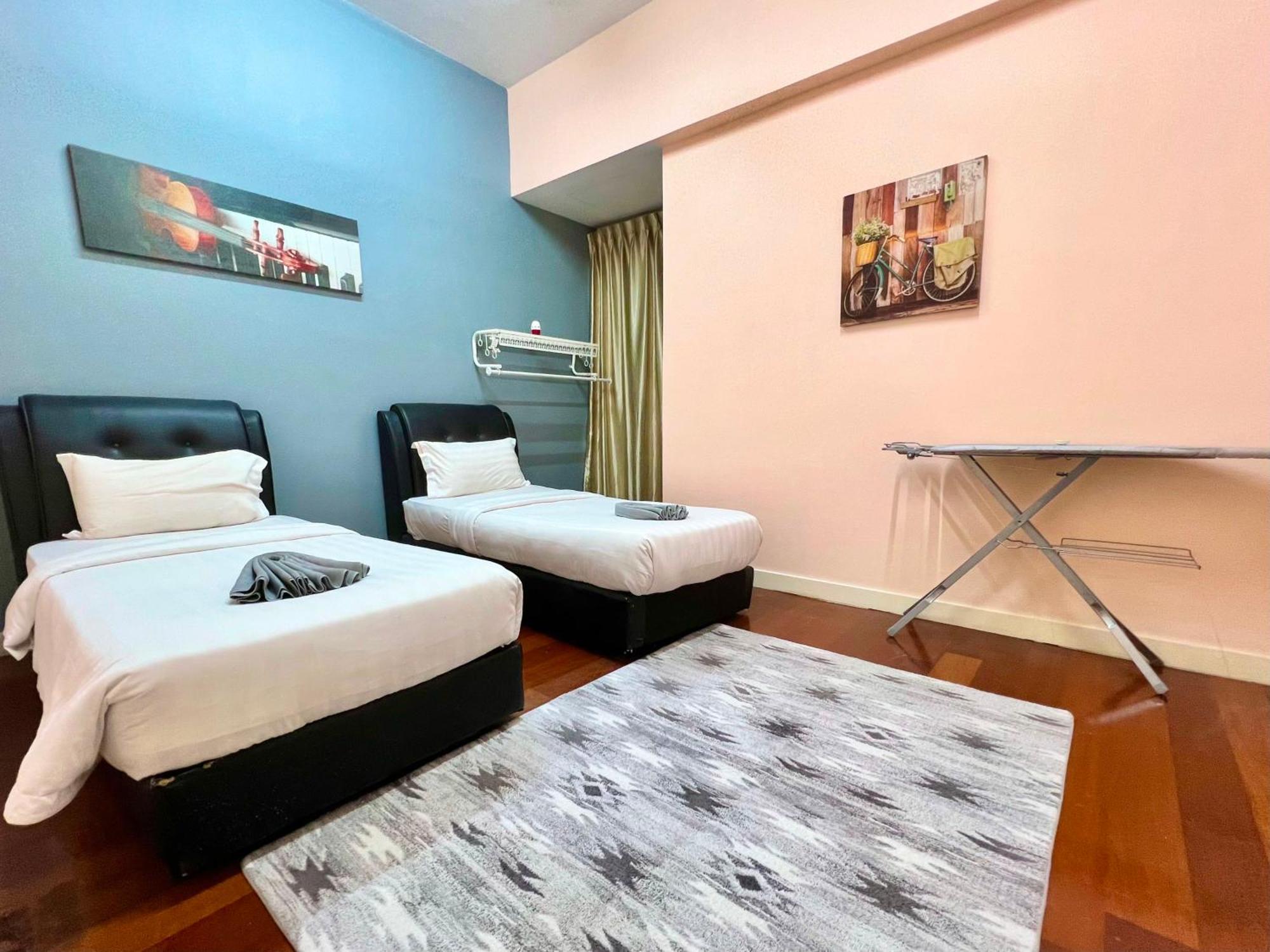 Capital O 90987 The Loft Residences Homestay @ Imago Shopping Mall 2 Kampong Sembulan 외부 사진