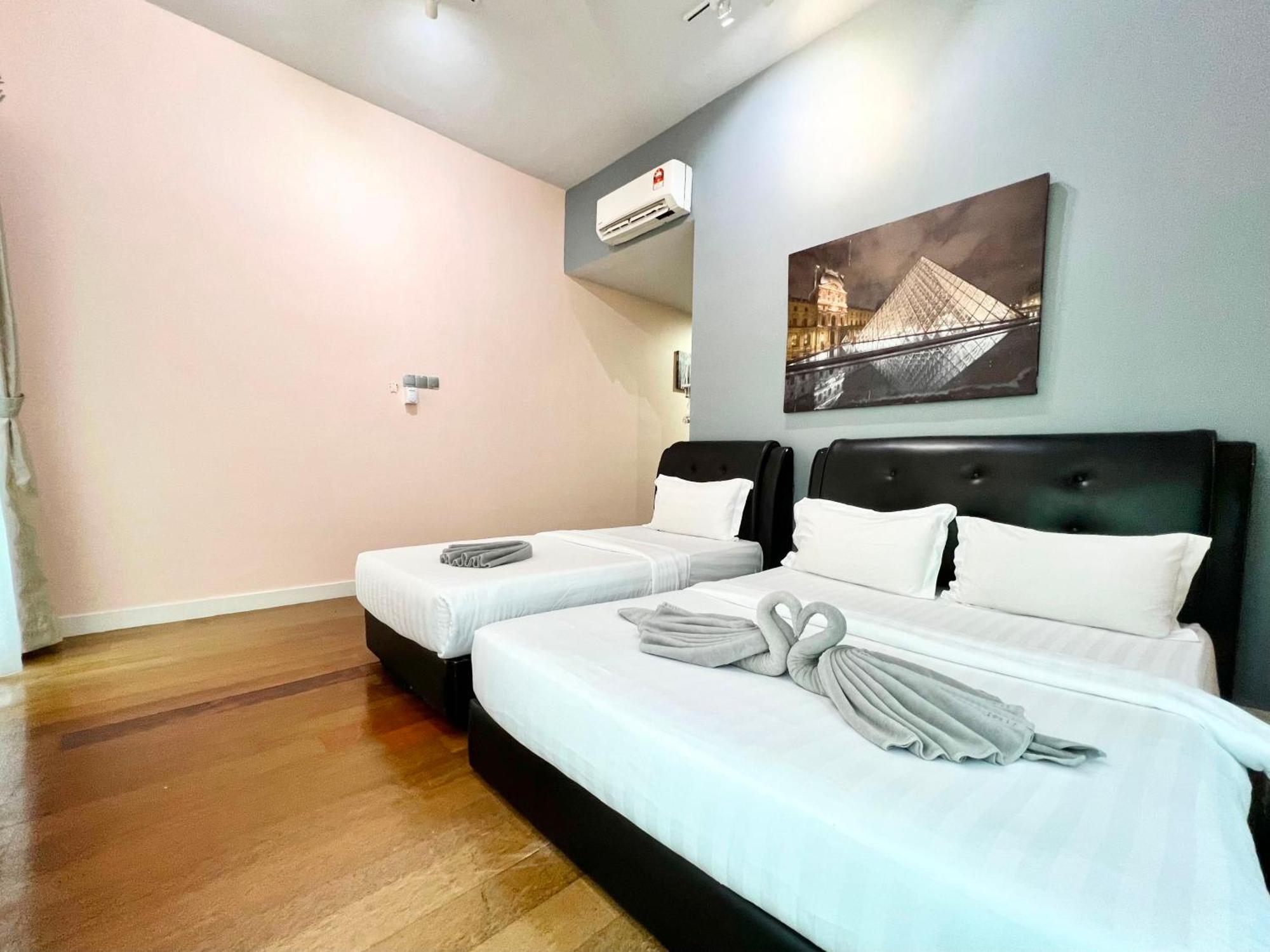 Capital O 90987 The Loft Residences Homestay @ Imago Shopping Mall 2 Kampong Sembulan 외부 사진