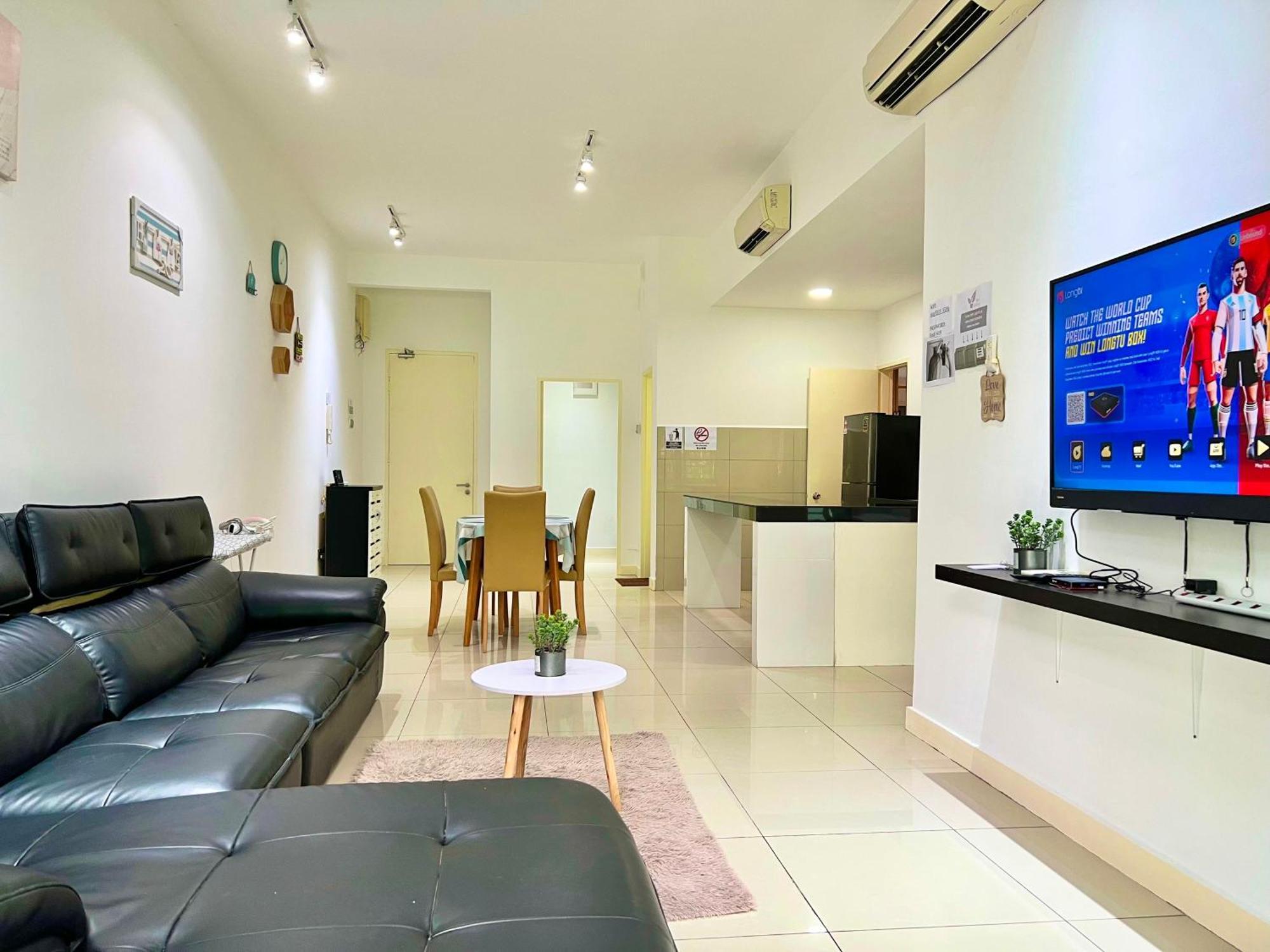 Capital O 90987 The Loft Residences Homestay @ Imago Shopping Mall 2 Kampong Sembulan 외부 사진