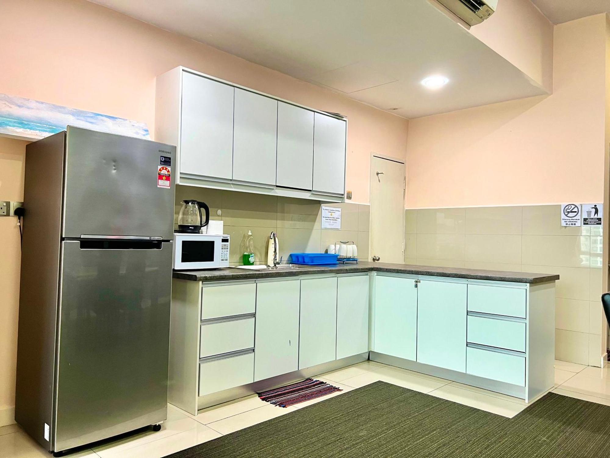 Capital O 90987 The Loft Residences Homestay @ Imago Shopping Mall 2 Kampong Sembulan 외부 사진
